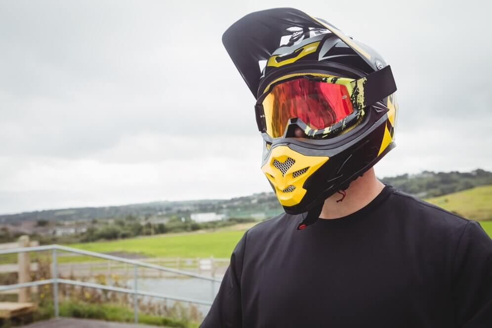 Escolhendo o capacete adequado para sua segurança